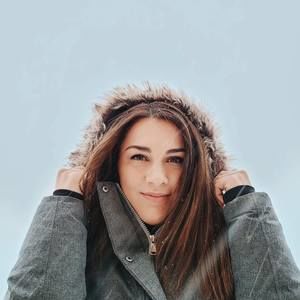 Meet your Posher, Kenzi